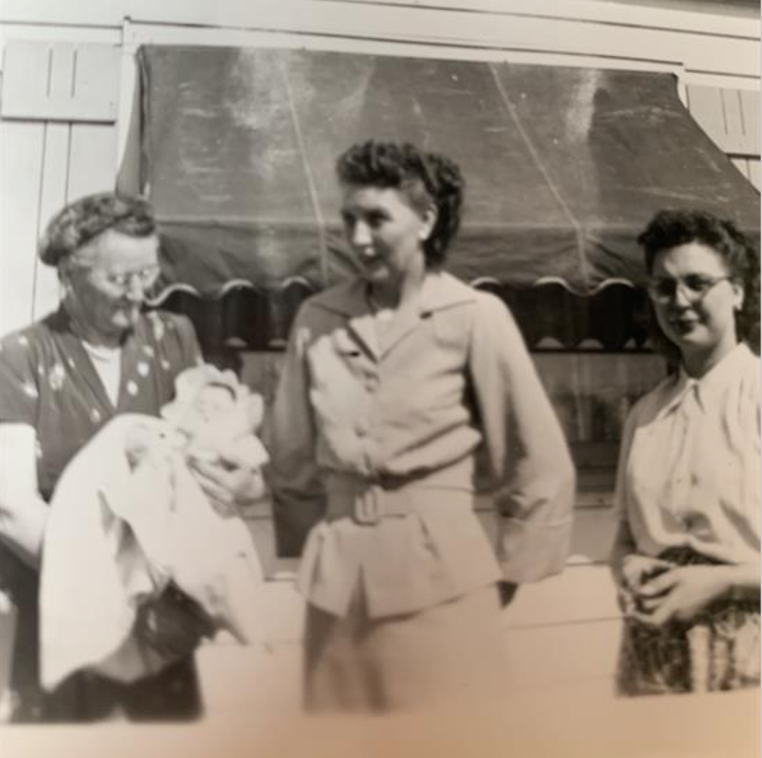 Anna Fisher holding great grand daughter, Cora Fisher & Betty Wickert (Craig)