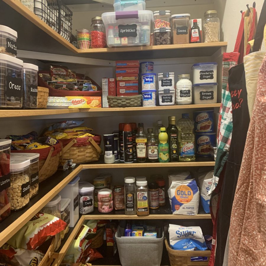 AND, TA DA. The back shelf is for baking items. I used a mixture of Tupperware I have and found some new containers.